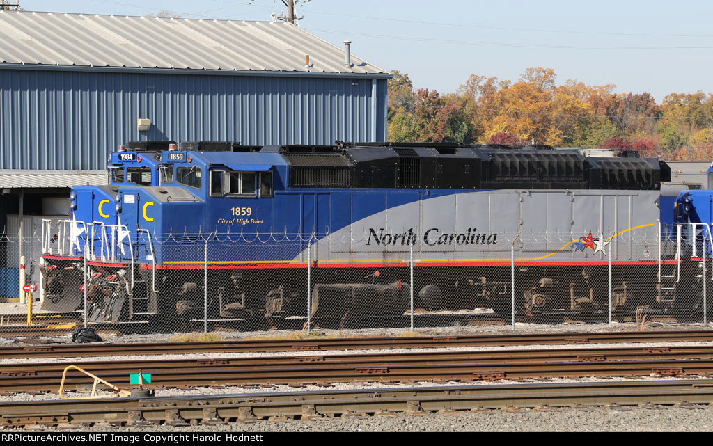 RNCX 1859 & 1984 in the DOT yard